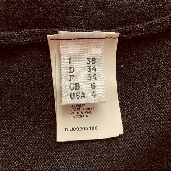 Moschino XS/Sm black conductor bear sweater pure wool. - Picture 7 of 10